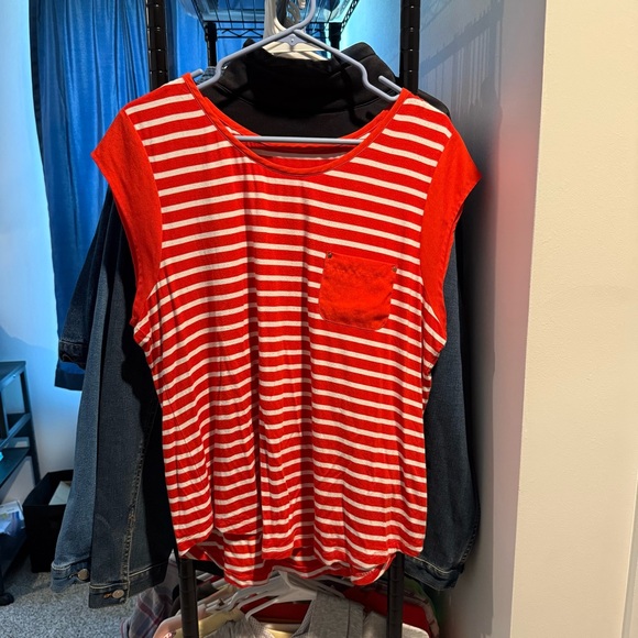 Tops - Vibrant Striped Tee